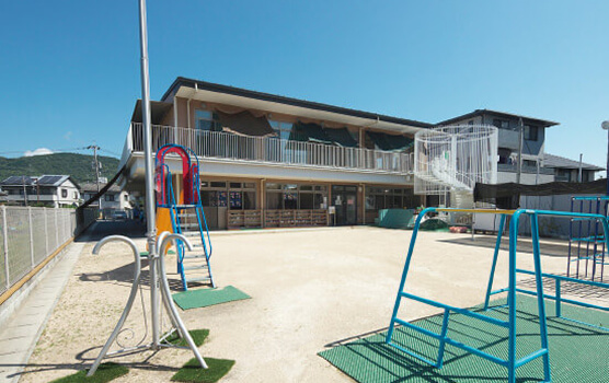 学南保育園