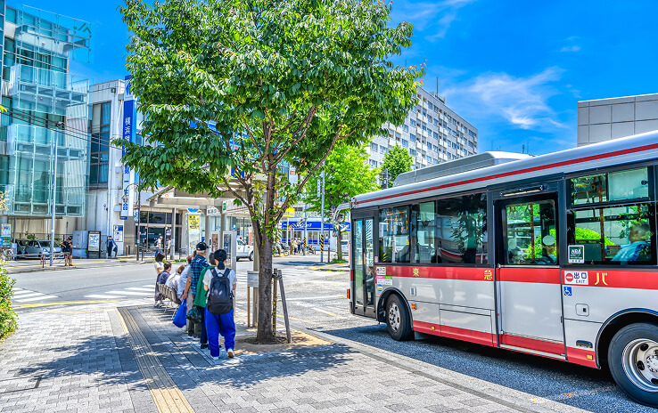 バス停徒歩1分