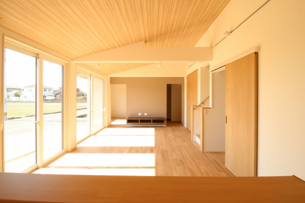 建築士と叶える、快適と開放感が調和する「ほぼ」平屋の家