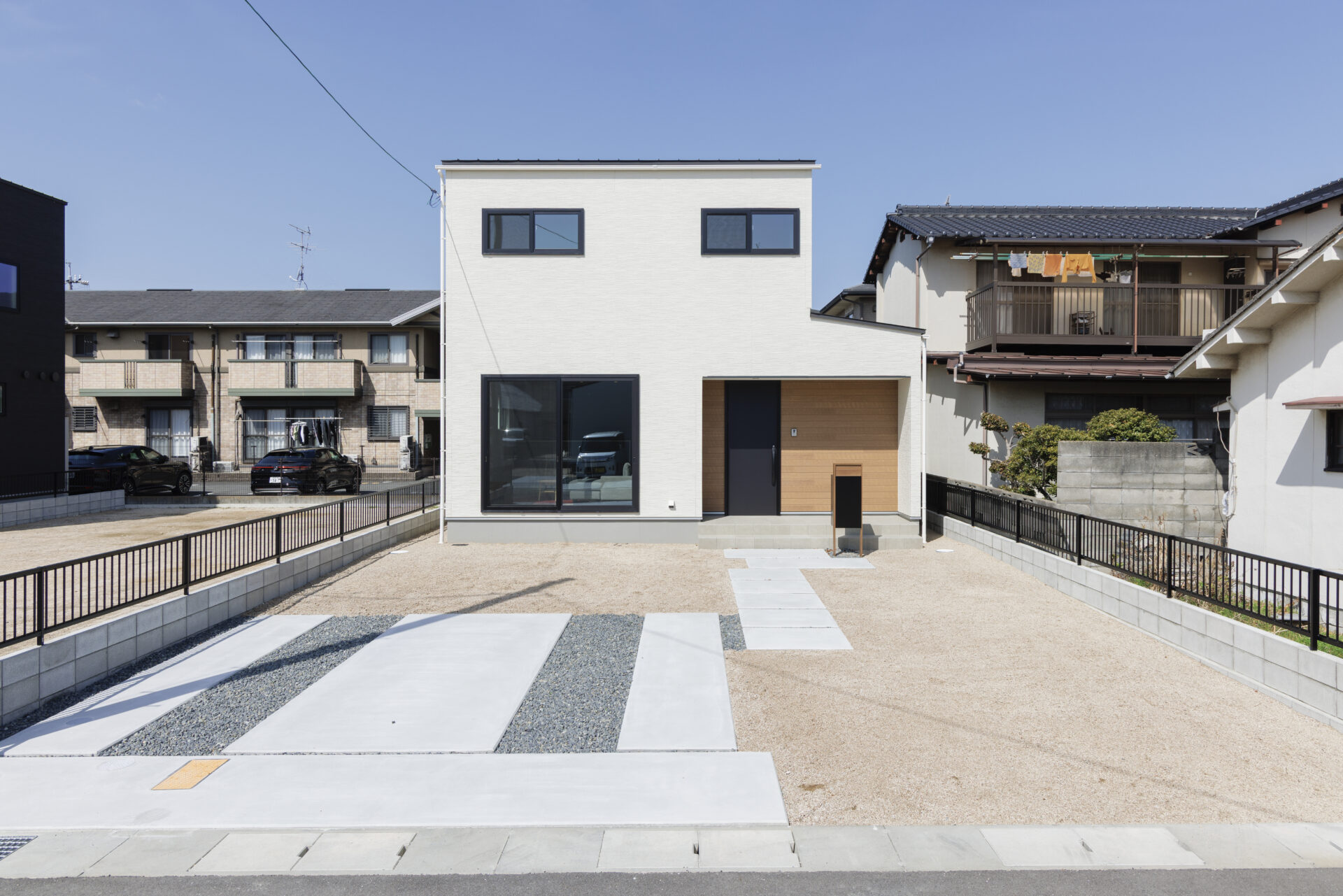 忙しくても家の中はスッキリしたい。共働きに優しい家事ラク回遊動線の家。【岡山市南区松浜町　4号地】分譲住宅